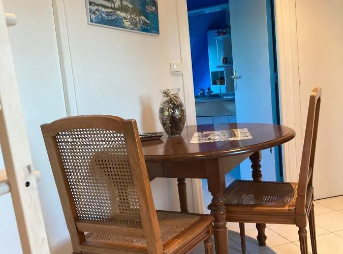 A Proximite Des Plages Normandes Daire *